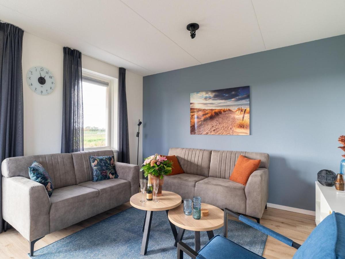 Modern Holiday Home By The Sea With Sauna Scherpenisse Eksteriør billede
