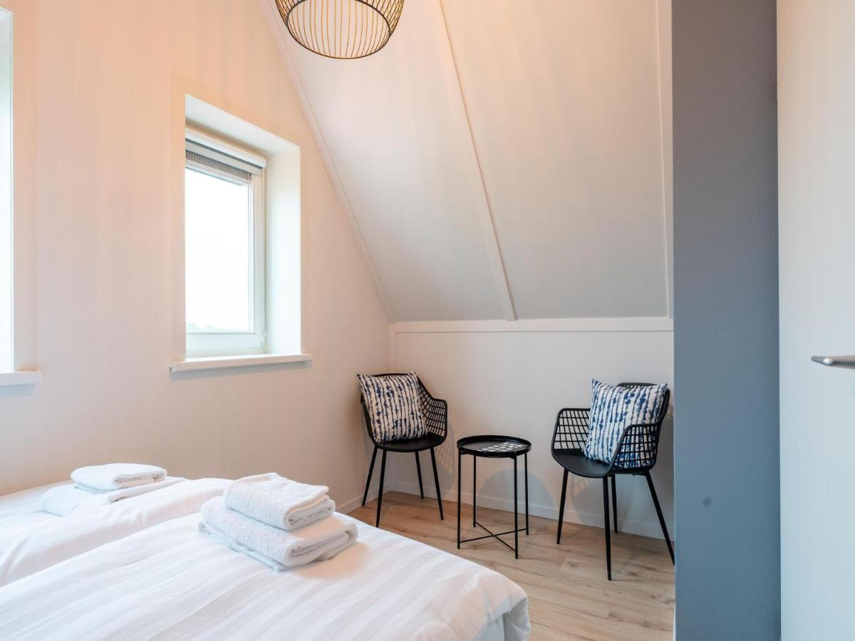 Modern Holiday Home By The Sea With Sauna Scherpenisse Eksteriør billede